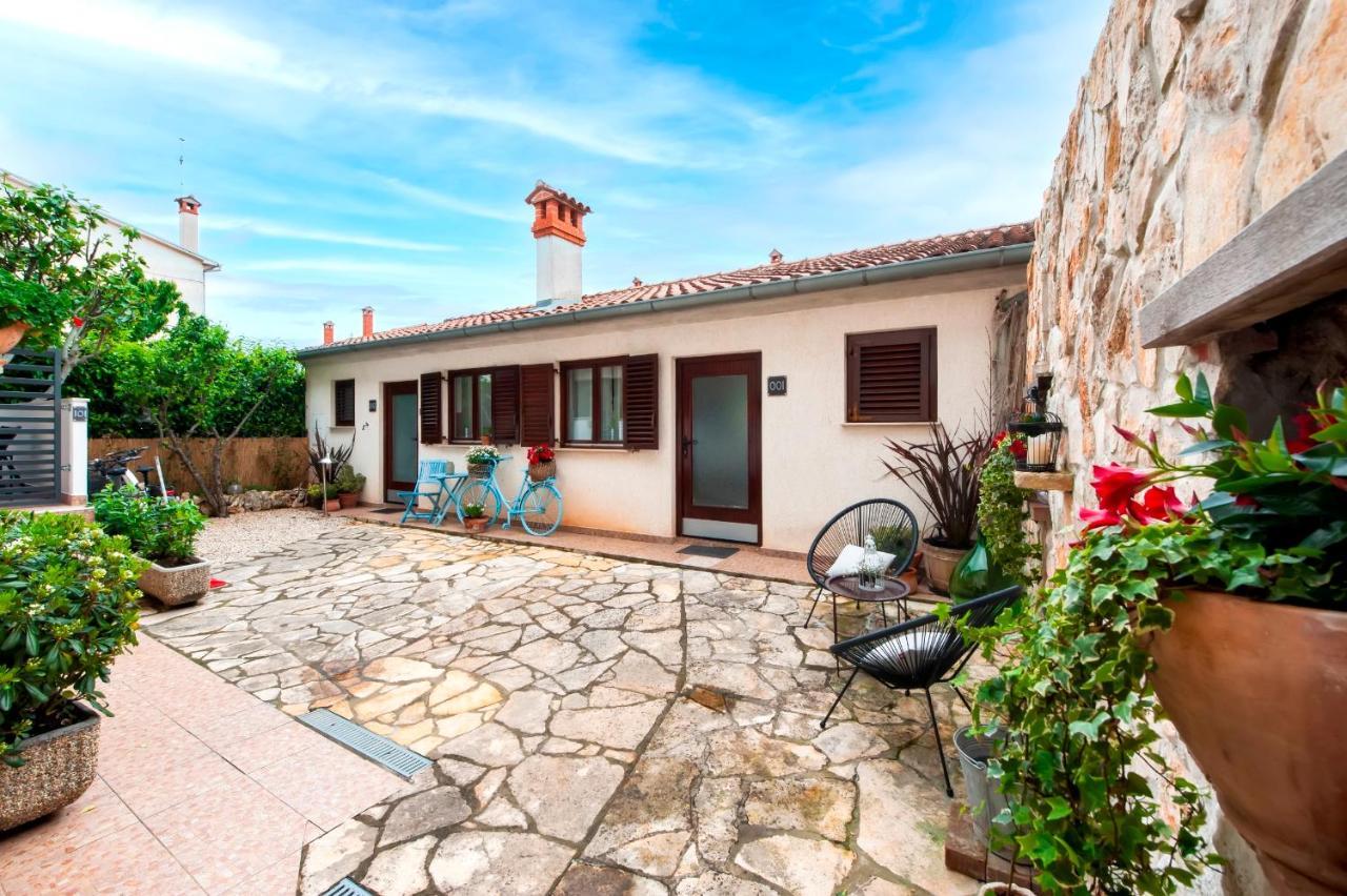 Villa B&B Marina & Parking Free Rovinj Exteriör bild