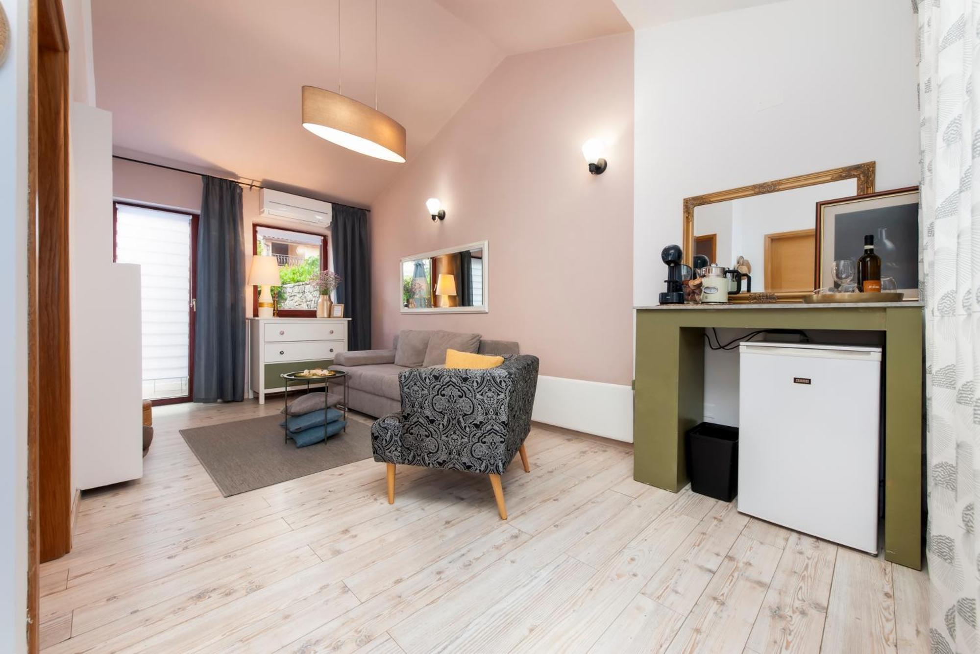 Villa B&B Marina & Parking Free Rovinj Exteriör bild