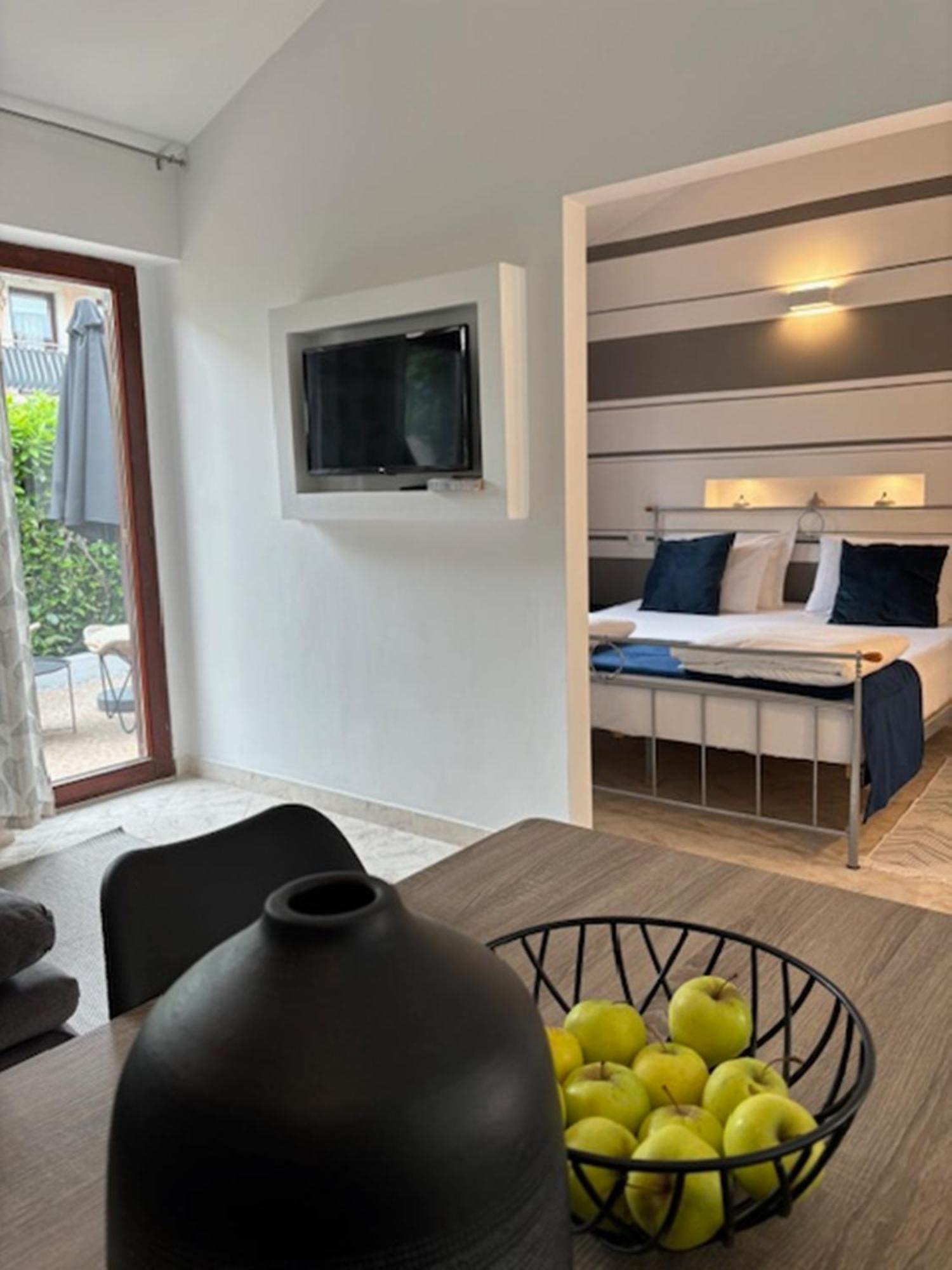 Villa B&B Marina & Parking Free Rovinj Exteriör bild